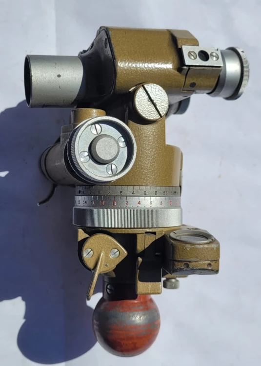 INN-80 Peryskopowy kątomierz-busola artyleryjska PAB-2 – sprzęt wojskowy 4.jpeg
