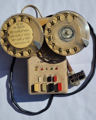 INN-82 Aparat monterski PRL – telefon serwisowy do linii.jpeg