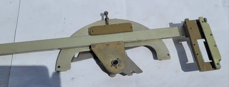 INN-85 Kątomierz nastawny z noniuszem – kątomierz uniwersalny3.jpeg