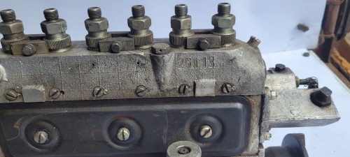 CZ-9 Pompa wtryskowa RW300 750 B.GR. – element układu paliwowego2.jpeg