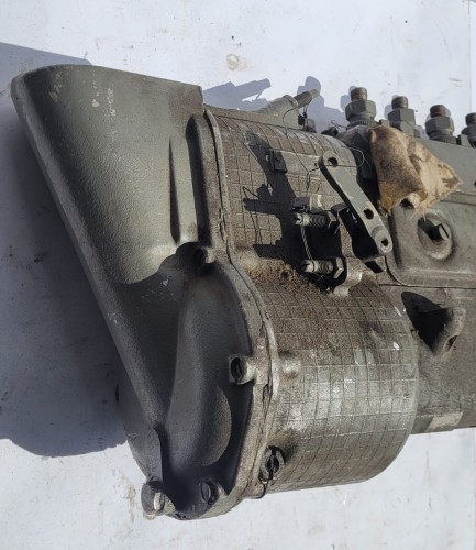 CZ-10 Pompa wtryskowa 315 619 CH – układ zasilania silnika diesla2.jpeg