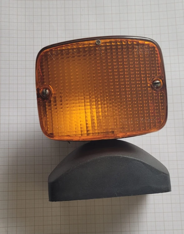 EL-40 Przenośne światło ostrzegawcze typu „kogut”, zasilane bateriami 2×AA, .jpeg